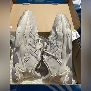 Womens Ozweego sneakers